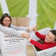 HENRY & SON logo
