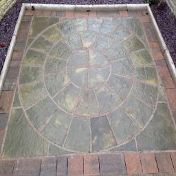 Evans Landscaping logo