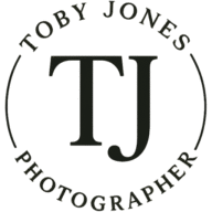 Tobyjonesphotographer logo